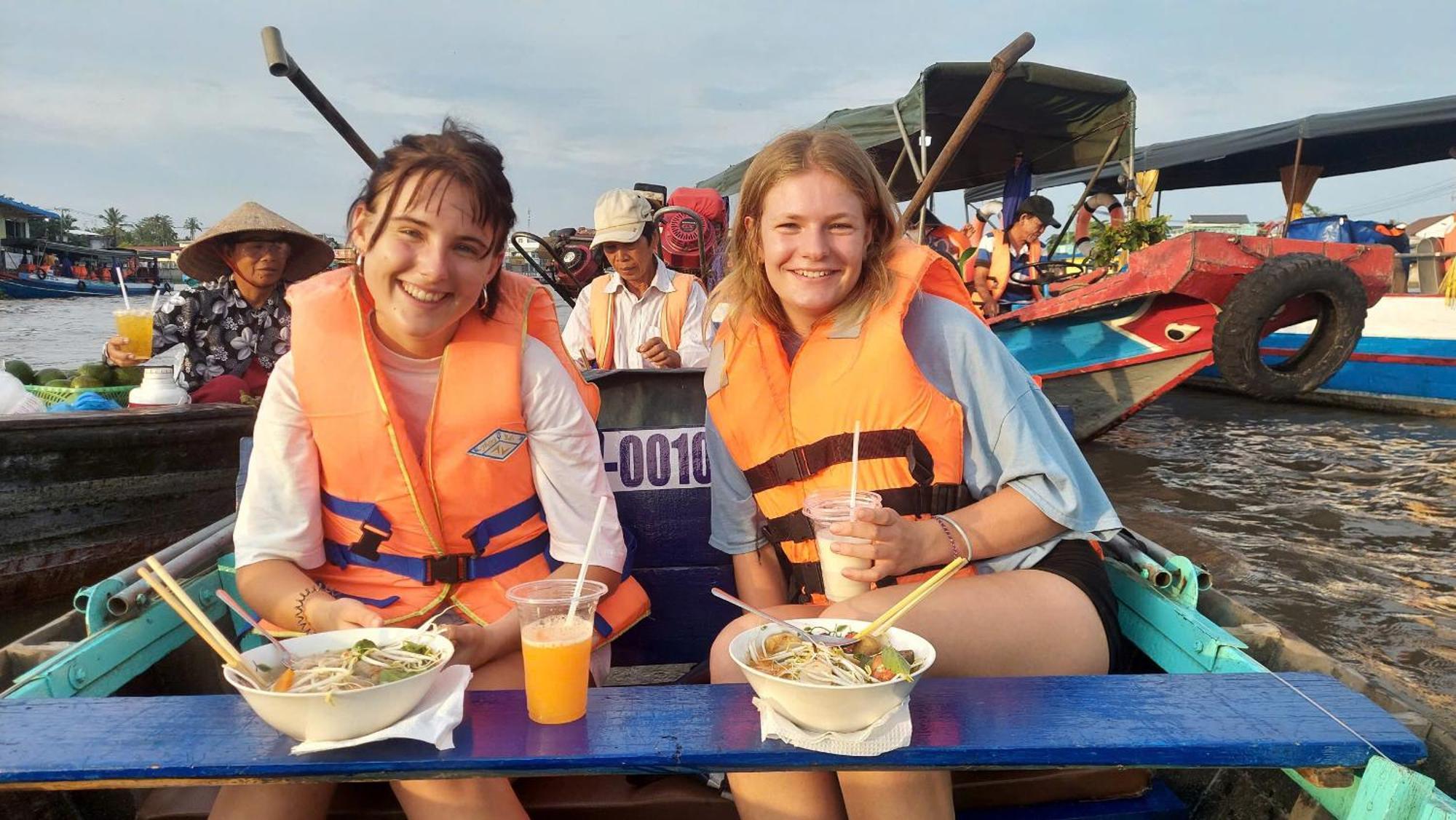 K2 Homestay & Coffee カントー エクステリア 写真